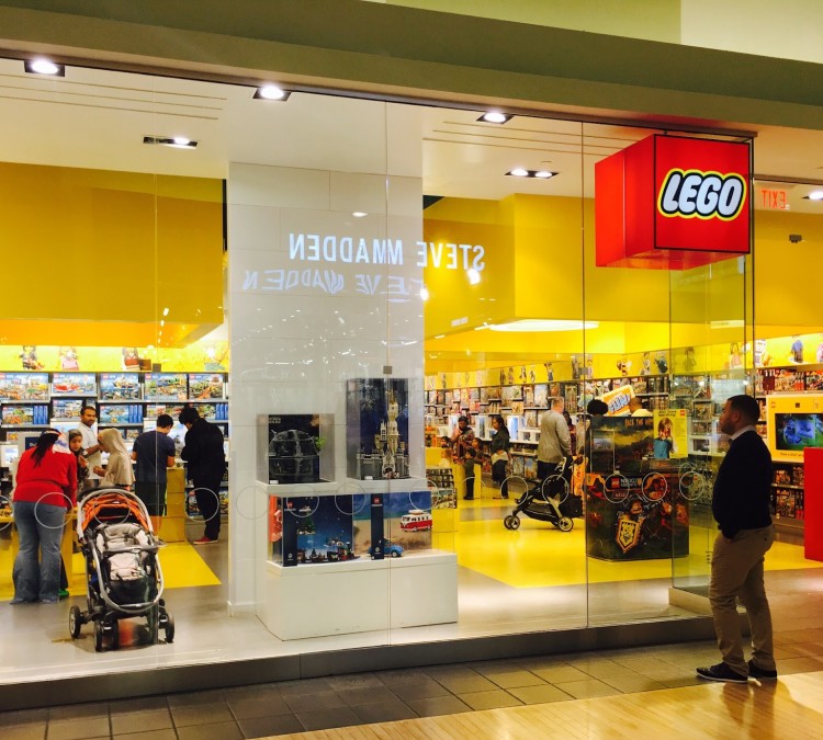 The LEGO Store Arundel Mills (Hanover,&nbspMD)